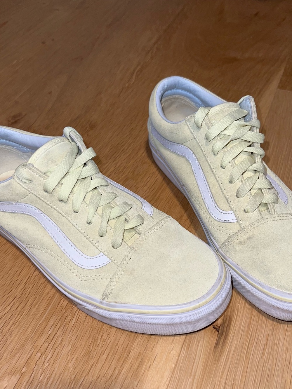 Vans Old Skool Low-Top Suede Sneakers Pale Yellow Women 7.5, Men 6, Euro 38